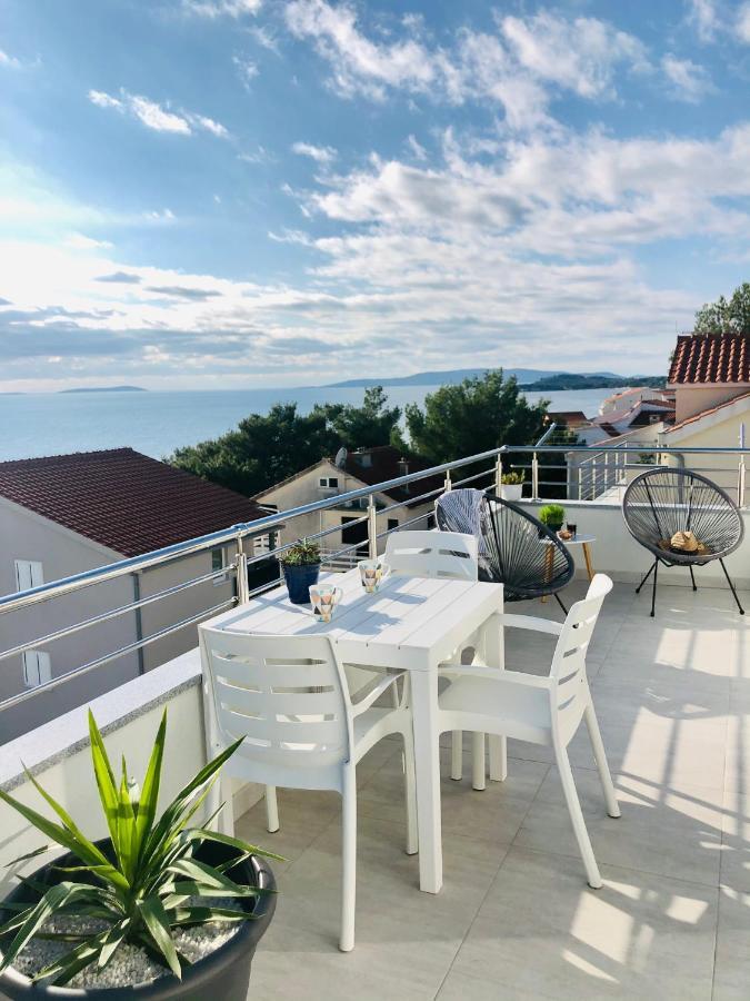 Villa Dani Sea & Pool Apartments Trogir Buitenkant foto