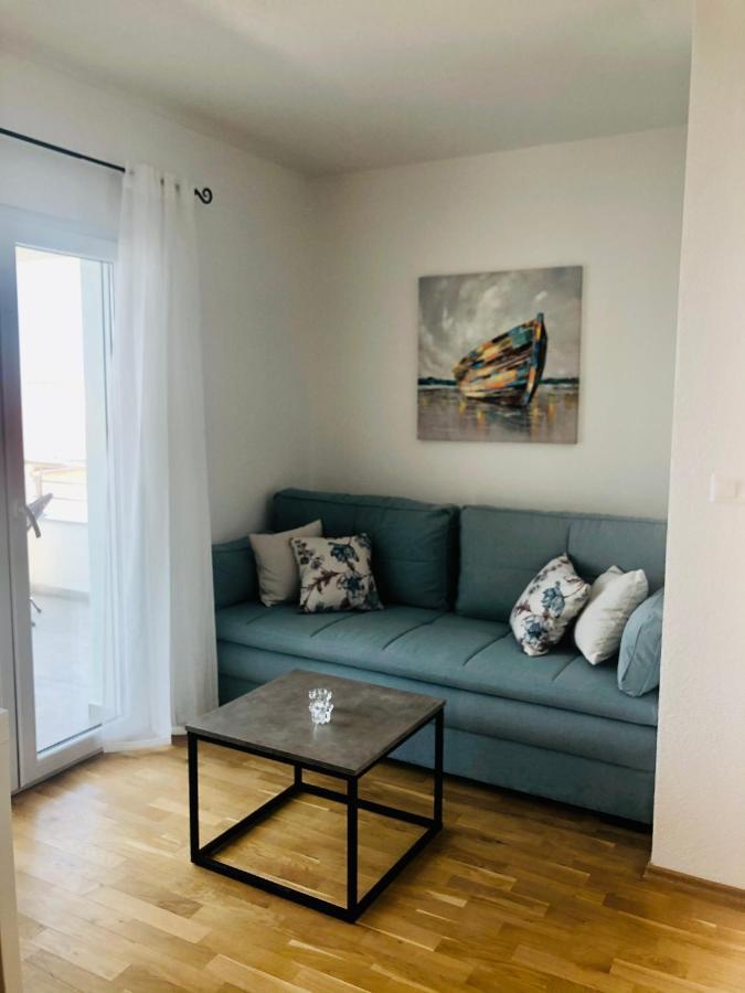 Villa Dani Sea & Pool Apartments Trogir Buitenkant foto